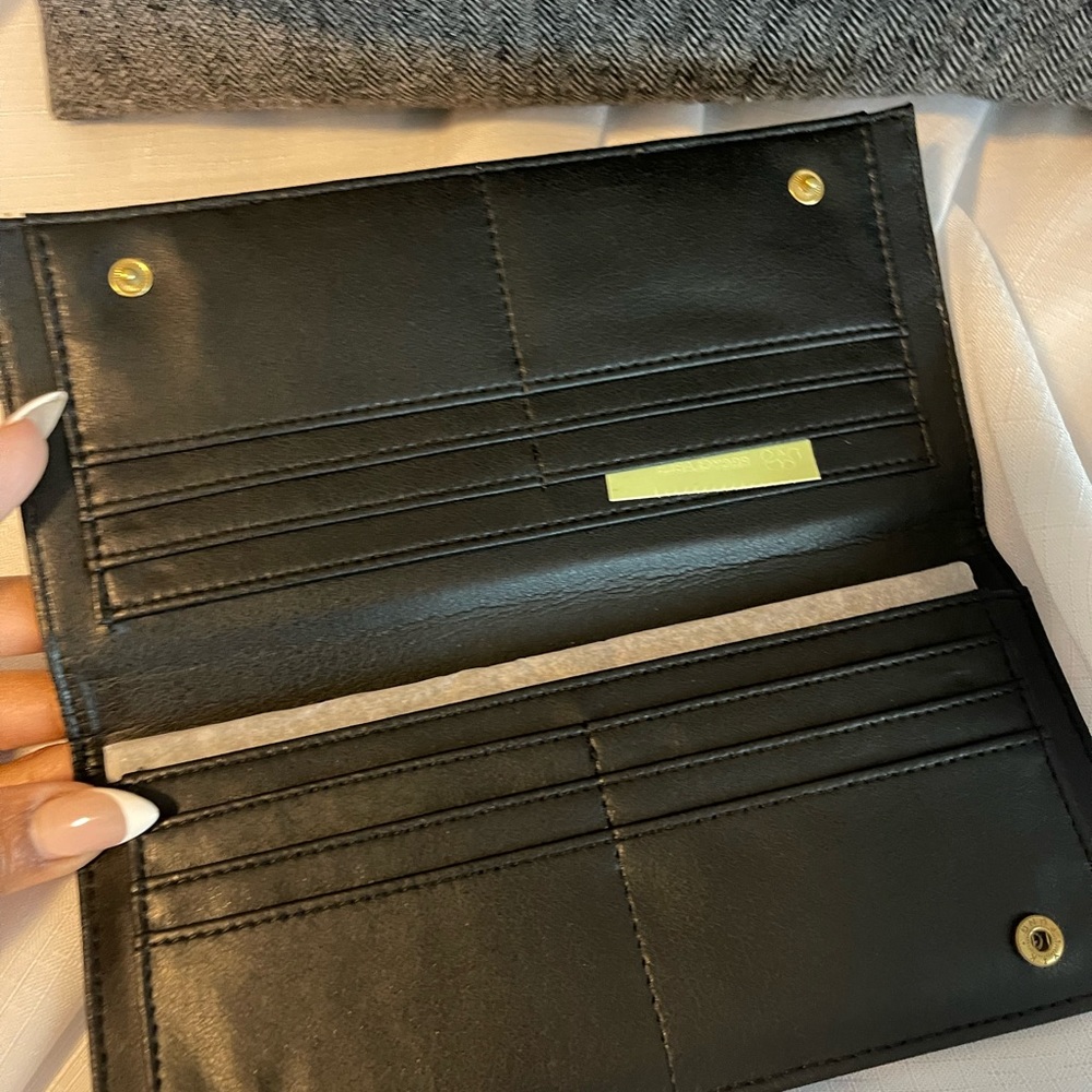 Weekender Tote & Wallet - Picture 3 of 14
